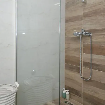 Apricus Apartament *